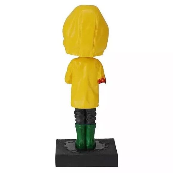 Spirit Exclusive Royal Bobbles It - Georgie Missing Arm Bobblehead Statue - Picture 4 of 6